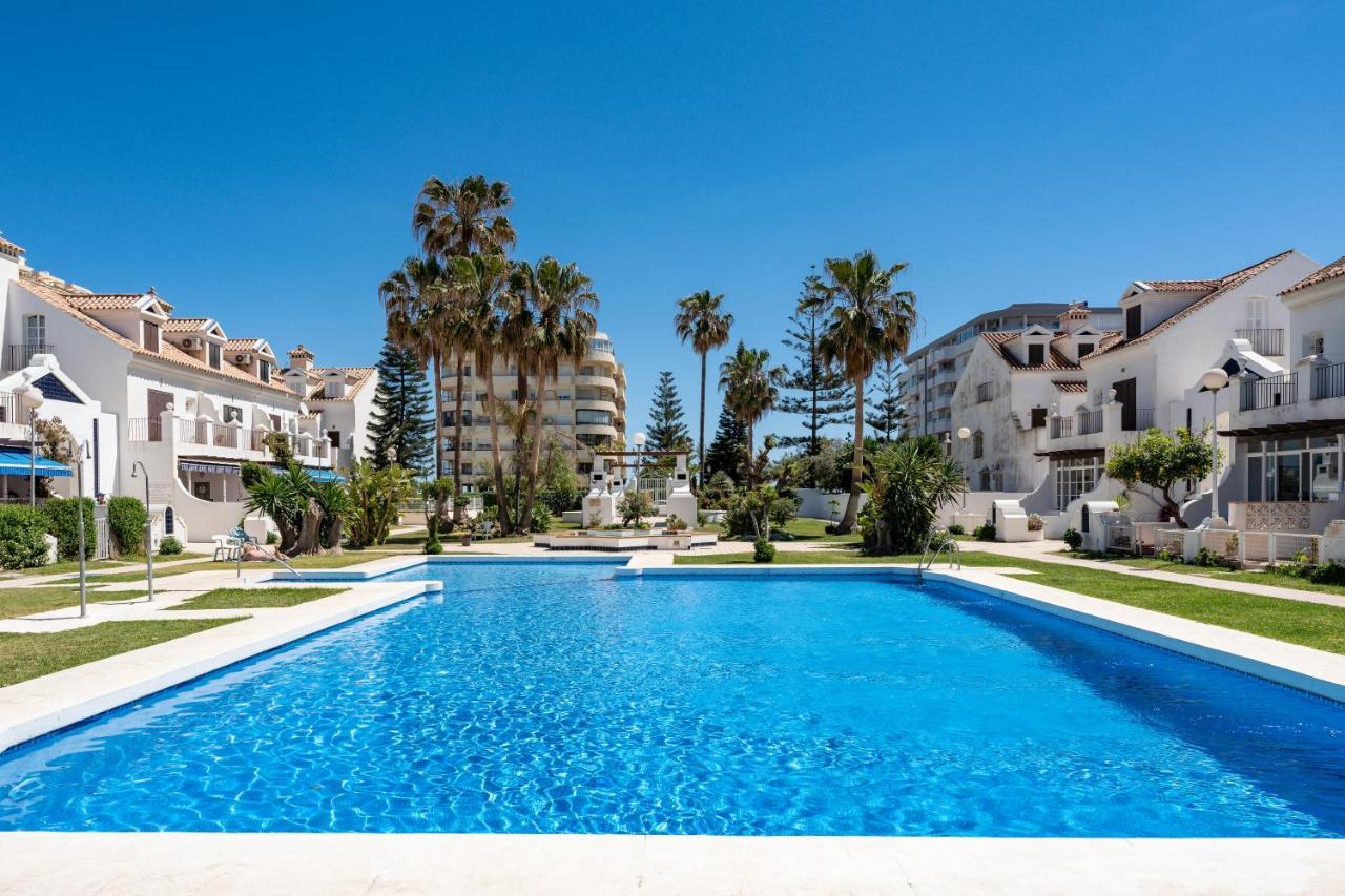 Townhouse Beachside Фуенхірола Екстер'єр фото