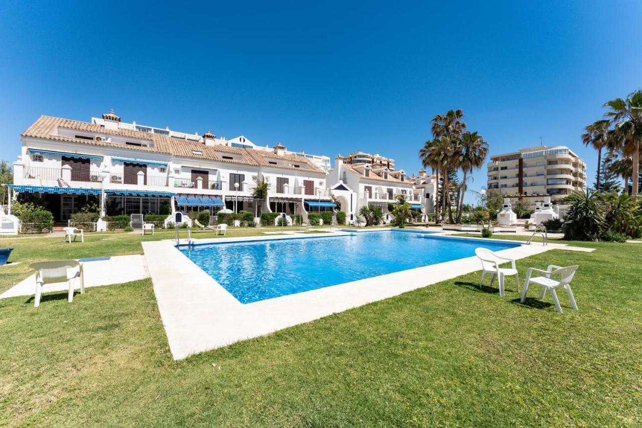 Townhouse Beachside Фуенхірола Екстер'єр фото