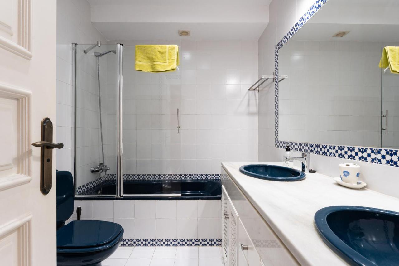 Townhouse Beachside Фуенхірола Екстер'єр фото