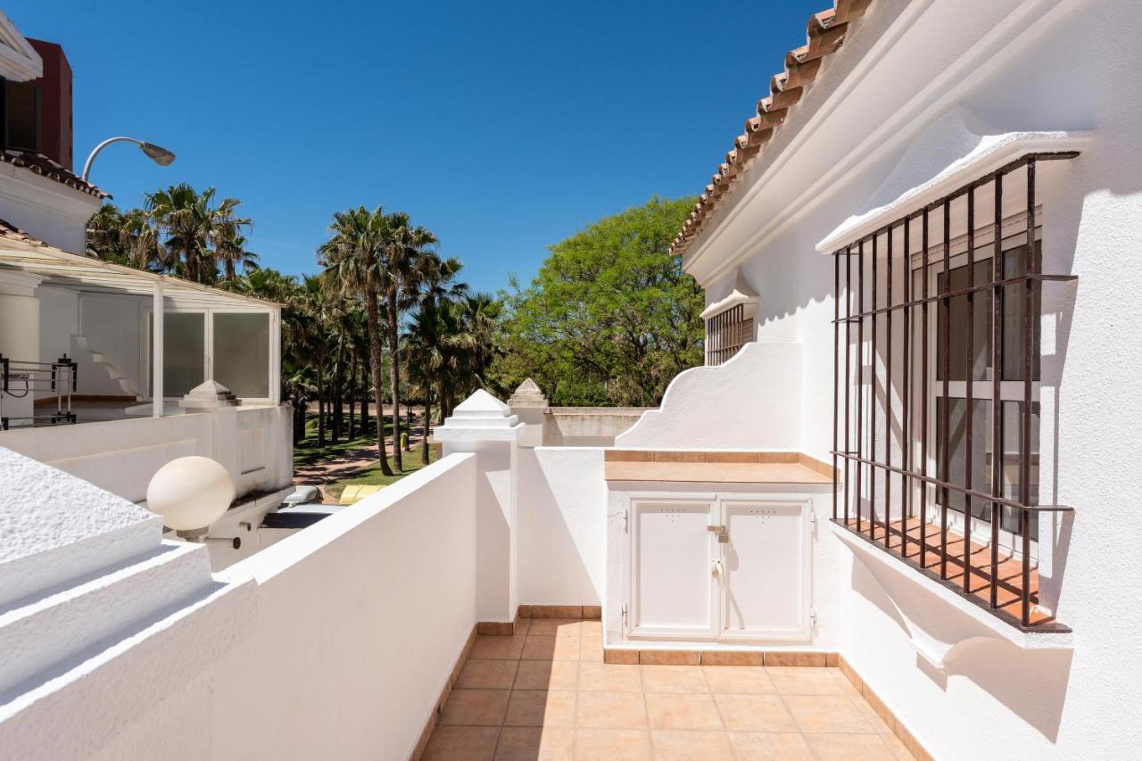 Townhouse Beachside Фуенхірола Екстер'єр фото